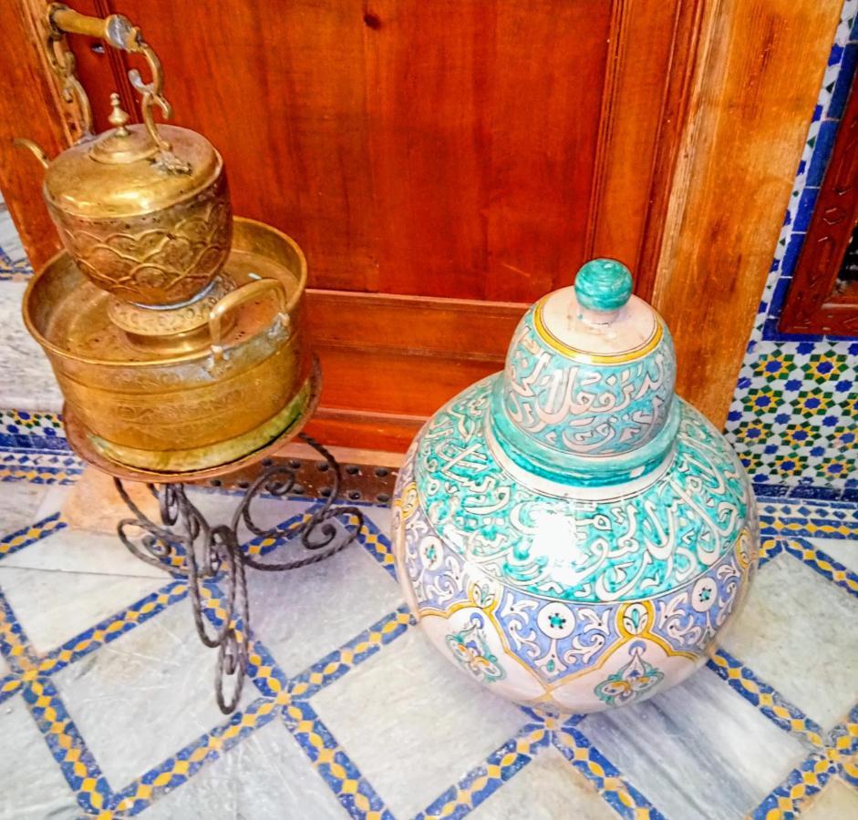 Riad Rchacha Fès Exteriör bild
