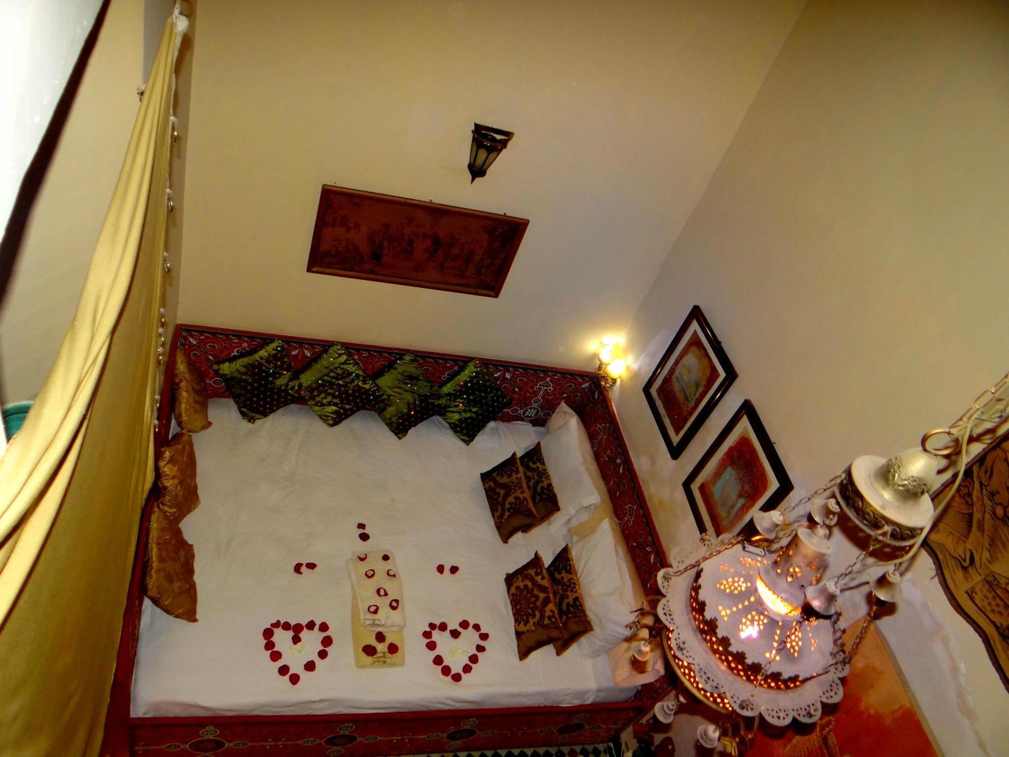 Riad Rchacha Fès Exteriör bild